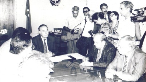 Heydər Əliyev&nbsp;3 strateji qərarla&nbsp;Azərbaycanı xilas etdi - Xarici politoloqlar