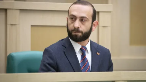Mirzoyan Avropa İttifaqından yardım istədi