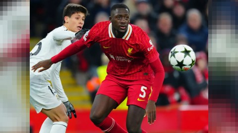 "Real Madrid"lə müqavilə bağladı