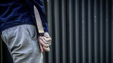 Sumqayıtda dostlar arasında dava bıçaqlanma oldu