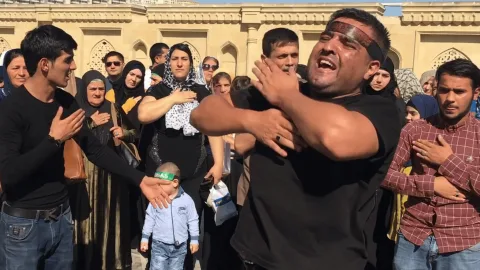 Uşaqların Aşura mərasimlərinə aparılması - riskli məqamlar var