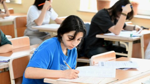 11-ci siniflərdə lider rayonlar açıqlandı: ən yüksək və ən aşağı nəticələr&nbsp;