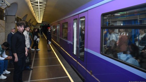 Sabah metronun iş qrafiki dəyişir