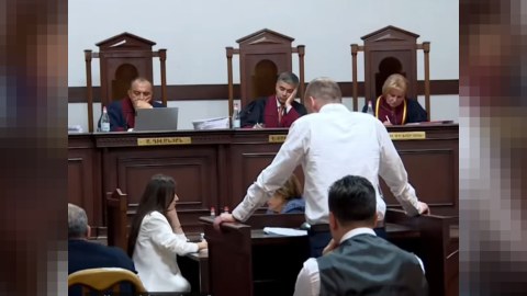 Ermənistanda müxalifət partiyası məhkəmə prosesindən çəkildi