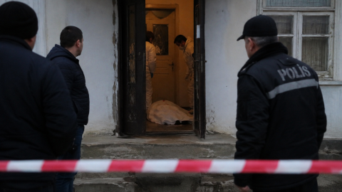 Şiştəpədə müəmmalı ölüm: 69 yaşlı qadın evində ölü tapıldı