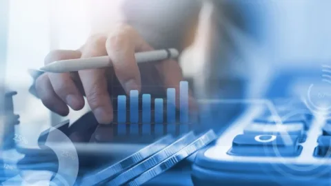 Ötən il 1,8 milyard manat debitor borc&nbsp;bağlanılıb