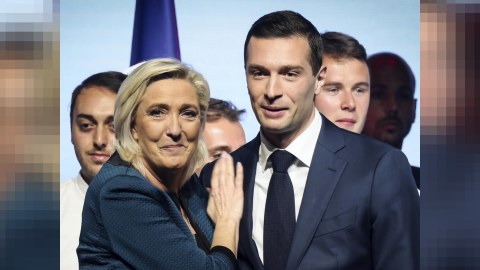 Fransada prezident seçkisi uğrunda mübarizə qızışır