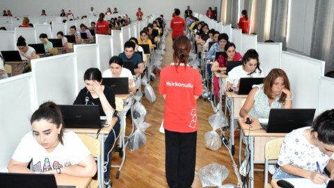 Müəllimlərin işə qəbulu imtahanının vaxtı AÇIQLANDI