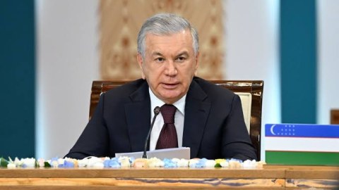 Şavkat Mirziyoyev Cənubi Qafqaza gəlir
