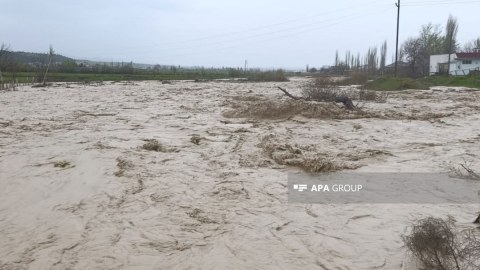 Balakəndə selin apardığı kişinin meyiti tapıldı