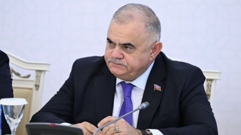 Arzu Nağıyev: Sosial şəbəkələr uşaqlar üçün ciddi təhlükəyə çevrilib