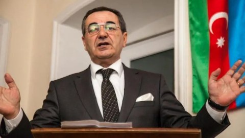 Səfirin işi qəbullarda viski içmək deyil - Sabiq diplomatdan maraqlı AÇIQLAMA