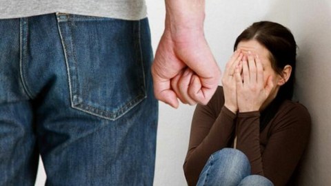 Tovuzda ər arvadını döydü - kişi saxlanıldı
