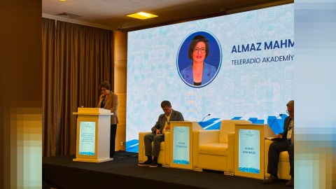 Dini jurnalistika üzrə ixtisaslaşmış qurumumuz yoxdur