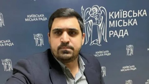 Zelenski azərbaycanlı məmuru işdən çıxardı