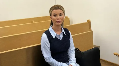 Arzum ev dustaqlığına buraxıldı - MƏHKƏMƏ
