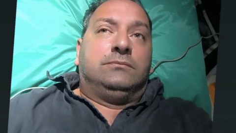 Əməkdar artisti ilan sancıb