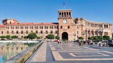 Ermənistan parlamentində yeni spikerə qarşı ağır ittihamlar səsləndirildi