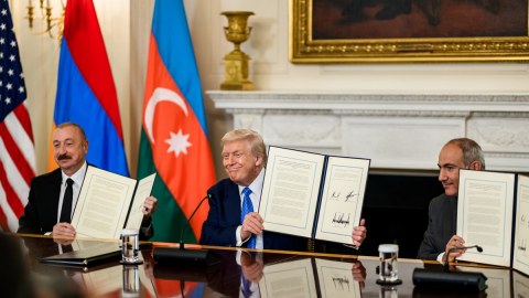 Vaşinqton razılaşmaları sülhü praktik müstəviyə daşıyıb- ŞƏRH