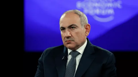 Paşinyan: Aİ-yə üzvlüklə bağlı referendum üçün şərait yoxdur