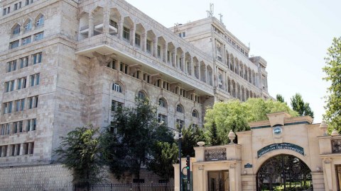 Tibb Universitetində təhsil haqları aşağı salındı -&nbsp;Yeni QİYMƏTLƏR