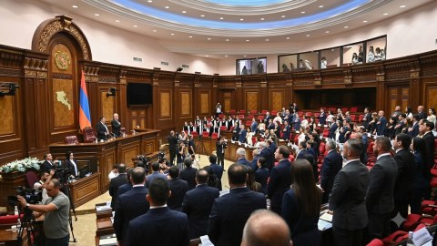 Qalmaqala səbəb olan deputatın parlamentdə&nbsp;çıxışı QADAĞAN EDİLDİ