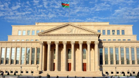 Həkim səhvi ilə bağlı vacib məqama aydınlıq gətirildi