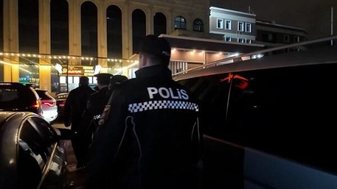6 maşını, 2 marketi soyan şəxs saxlanıldı