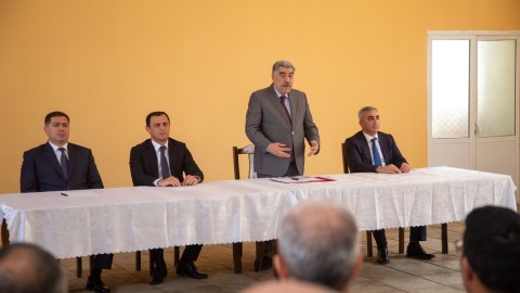 Salyanda sakinlərlə səyyar qəbul keçirilib - FOTO