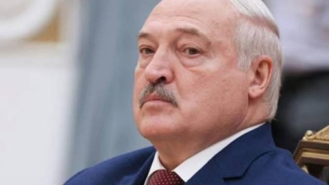 Lukaşenko&nbsp;Mehriban Əliyevanı təbrik edib