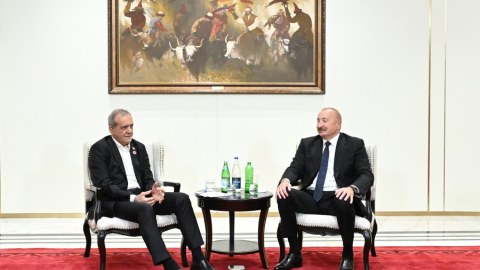 Prezidentin&nbsp;sosial media hesablarında Pezeşkianla görüşünə dair paylaşım edildi