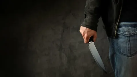 Sumqayıtda 71 yaşlı ata oğlunu BIÇAQLADI