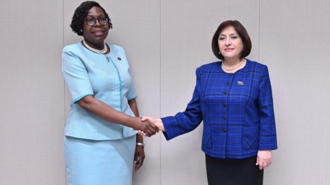 Milli Məclisin sədri Mozambikin Baş naziri ilə görüşüb
