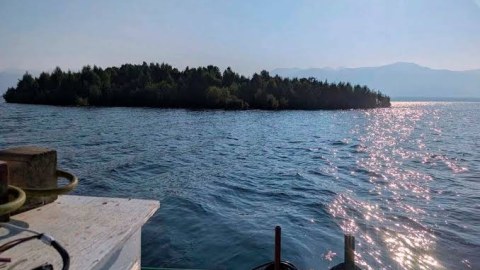 Xəritələrdə olmayan &ldquo;üzən ada&rdquo; tapıldı - GÖRÜNTÜ