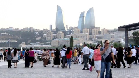 Azərbaycanda işləyənlərin təhsil səviyyəsi açıqlandı - RƏQƏMLƏR