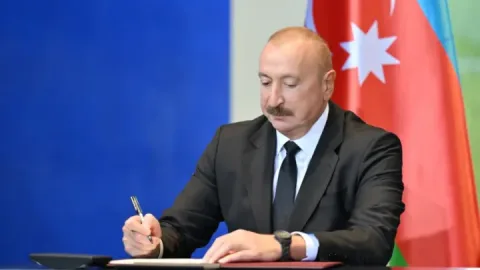 Prezident yeni Dövlət Proqramı TƏSDİQLƏDİ