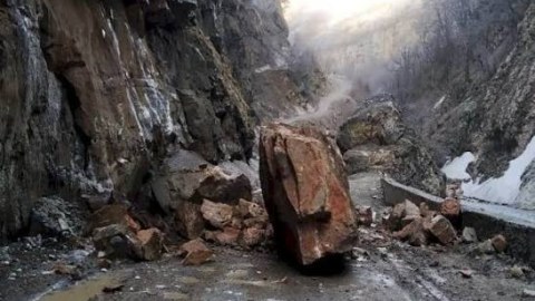 Quba-Xınalıq yolu çökdü - GÖRÜNTÜLƏR&nbsp;