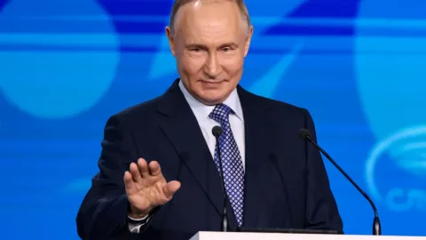 Putin: &ldquo;Yaxın Şərqdə vəziyyət bərpa olunacaq&rdquo;