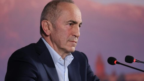 Koçaryana görüş qadağası qoyulub