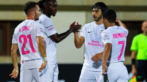 V tur: "Sabah" qələbə qazandı&nbsp;