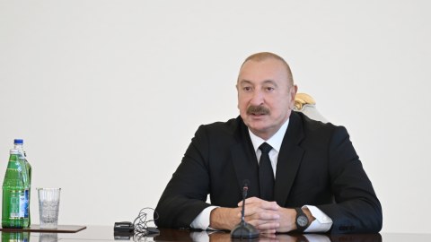 İlham Əliyev: Avropa Parlamenti rüşvətxorlar yuvasıdır!