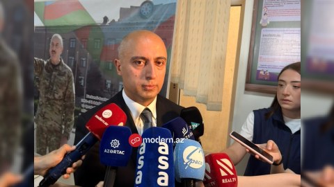 Emin Əmrullayev: Təmayül sinifləri 90 məktəbdə fəaliyyətə başlayır