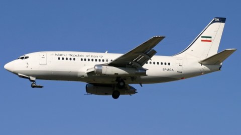 İranda &ldquo;Boeing 737&rdquo; təcili eniş edib