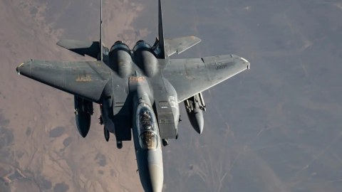 Husilər Səudiyyənin F-15 qırıcısını vurublar