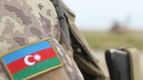 Magistratura və doktoranturanı bitirən zabitlər rütbəni 1 il tez alacaqlar