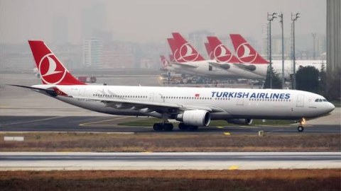 "Türk Hava Yolları" saqqal qadağasını LƏĞV ETDİ