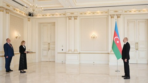 İlham Əliyev yeni səfiri qəbul edib - GÖRÜNTÜ