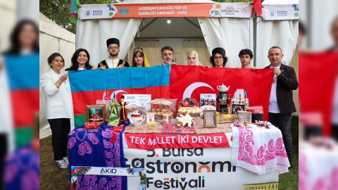 Bursada Azərbaycan mədəniyyəti və mətbəxi tanıdıldı - FOTOLAR