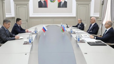 Şahin Mustafayev rus həmkarı ilə görüşdü
