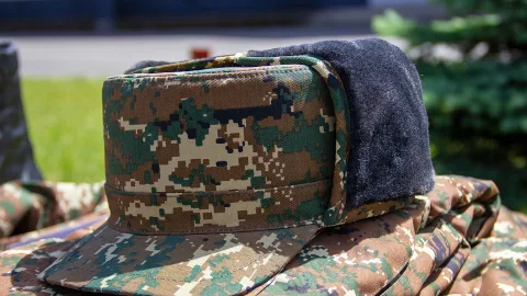 Ermənistanda daha bir hərbçi öldü